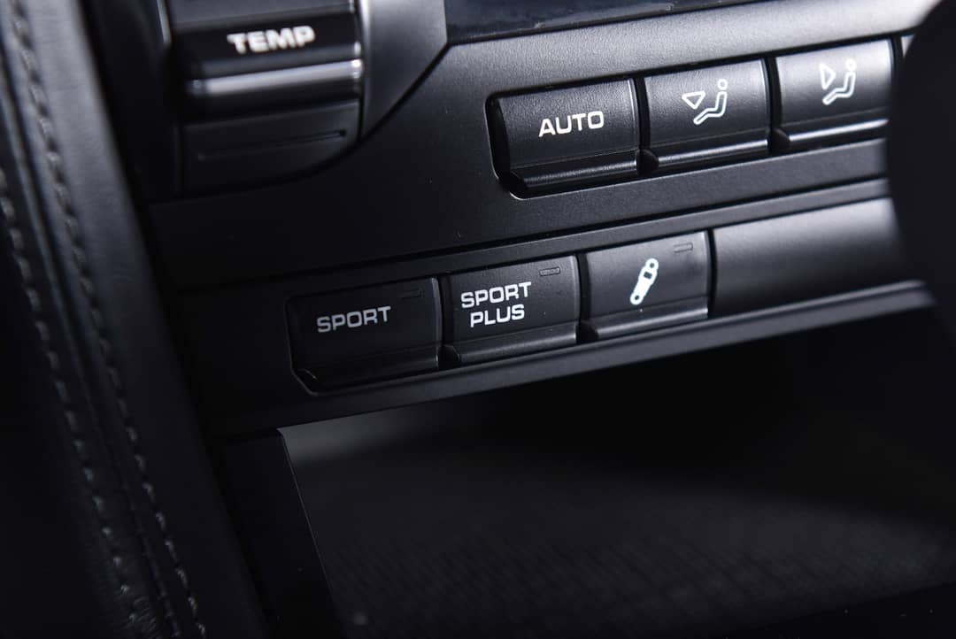 2009 Porsche 911 Carrera 4S — photo 23