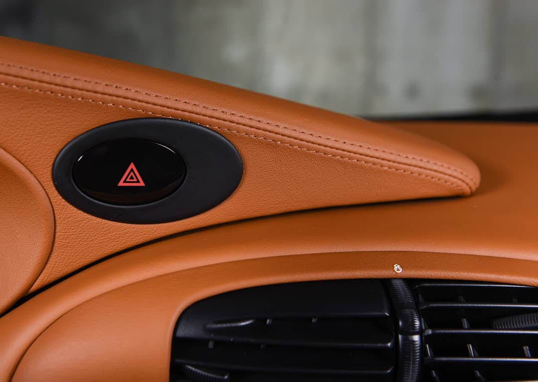 2000 Porsche 911 Carrera Millenium — photo 12