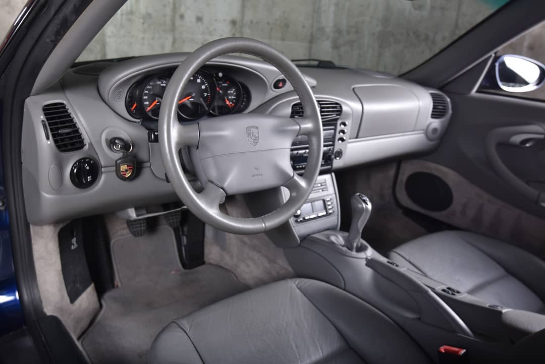2001 Porsche 911 Carrera — photo 20