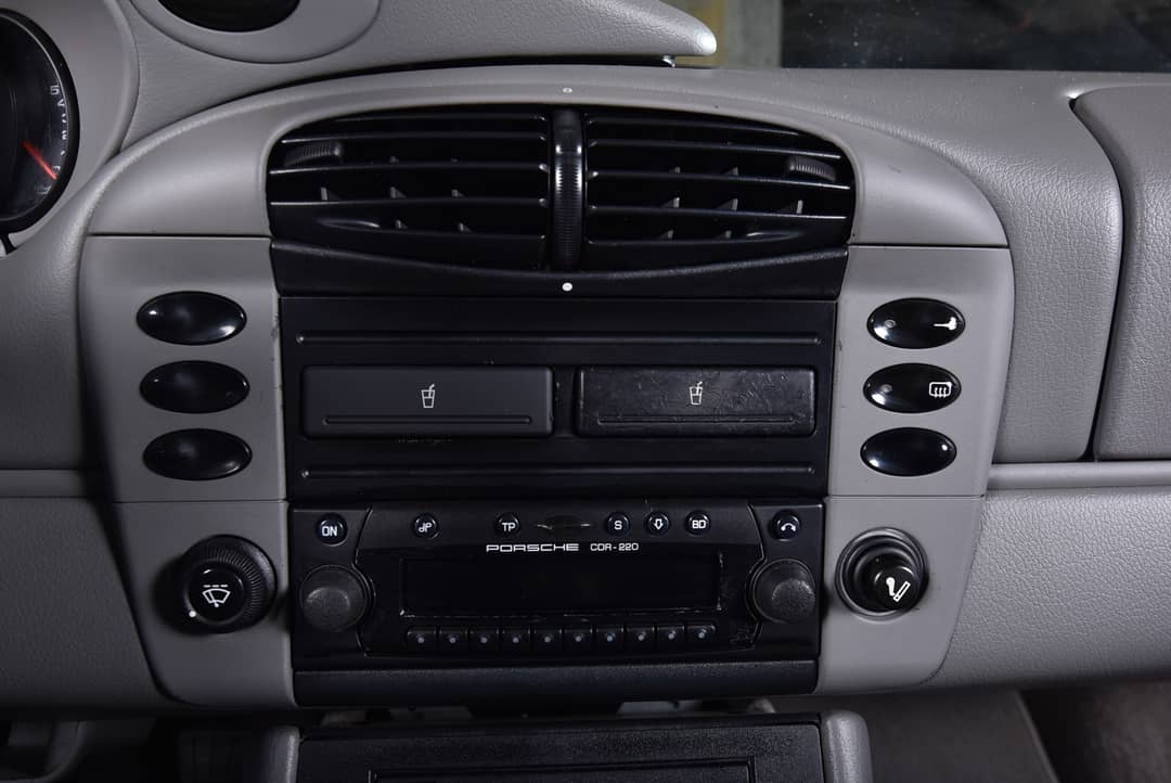 2001 Porsche 911 Carrera — photo 23