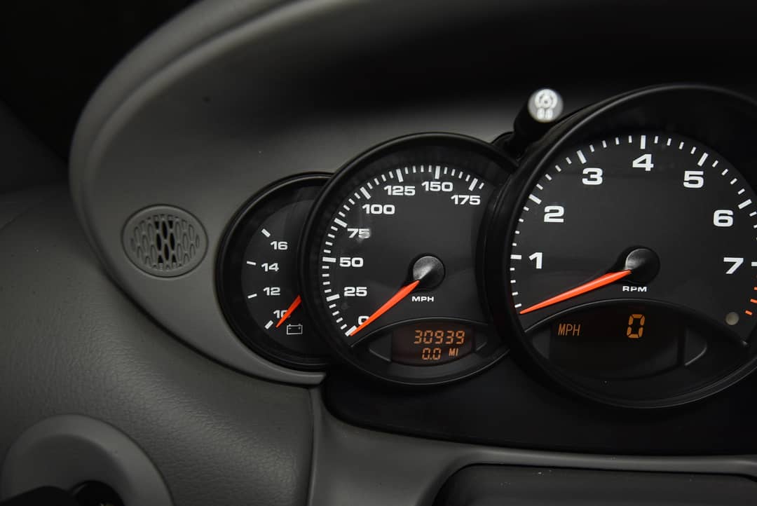 2001 Porsche 911 Carrera — photo 33