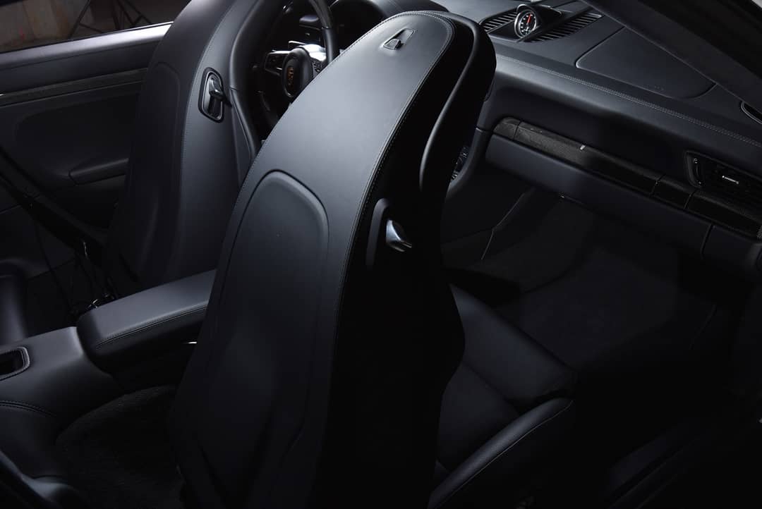 2018 Porsche 911 Carrera 4 GTS — photo 23