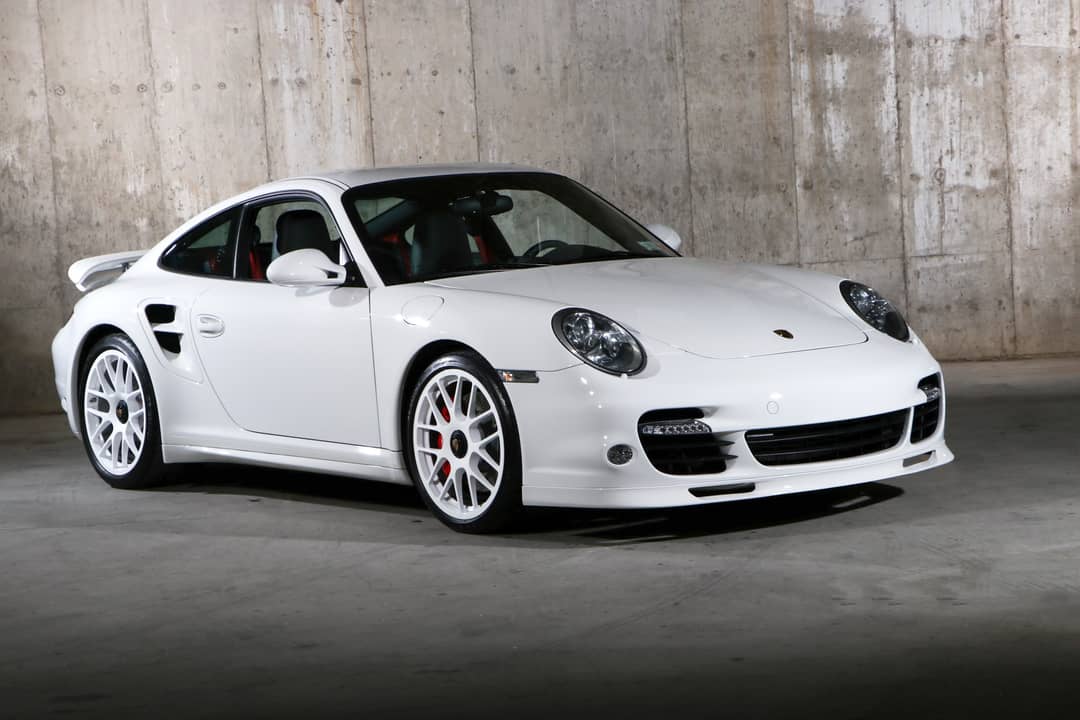 2011 Porsche 911 Turbo — photo 2