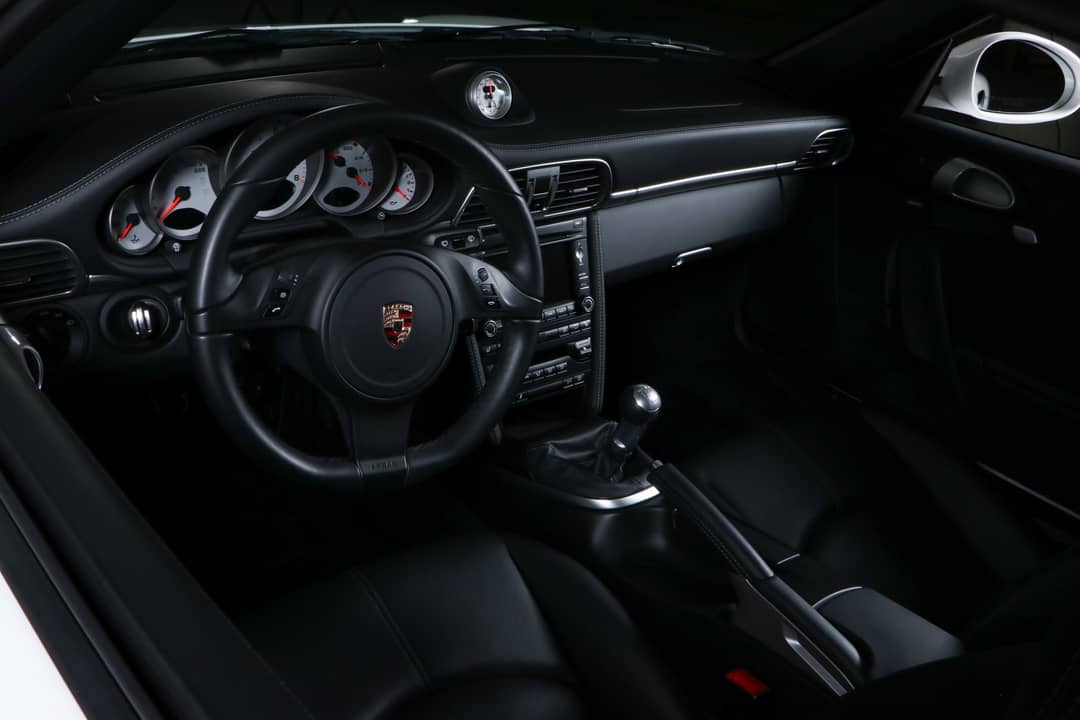 2011 Porsche 911 Turbo — photo 18