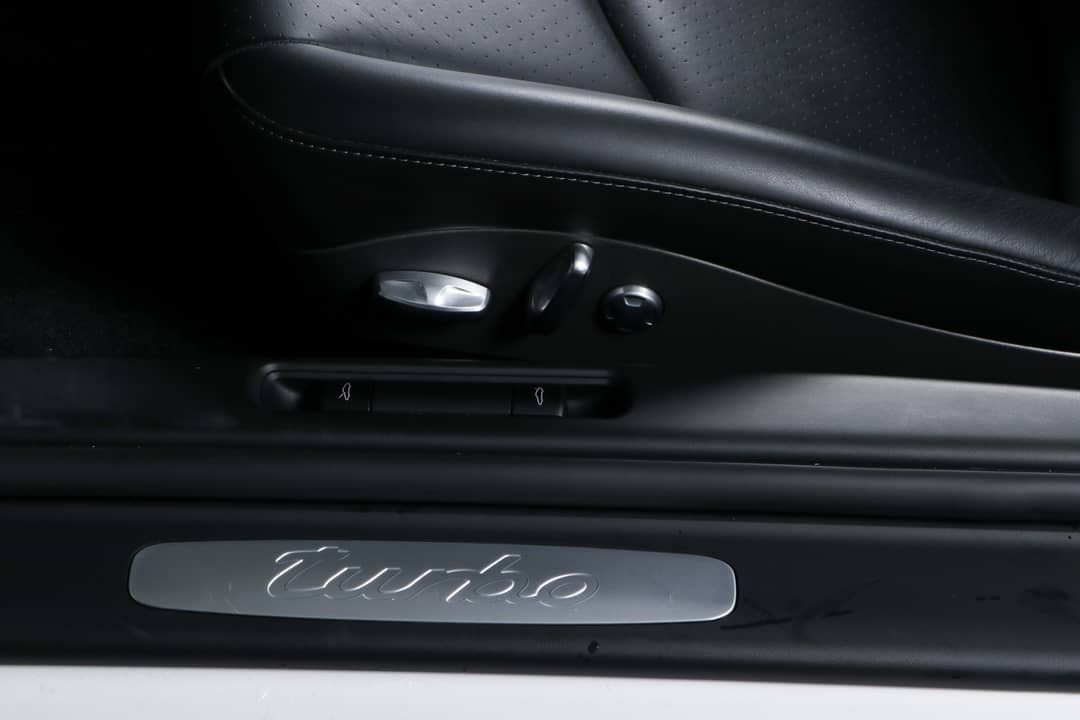 2011 Porsche 911 Turbo — photo 20