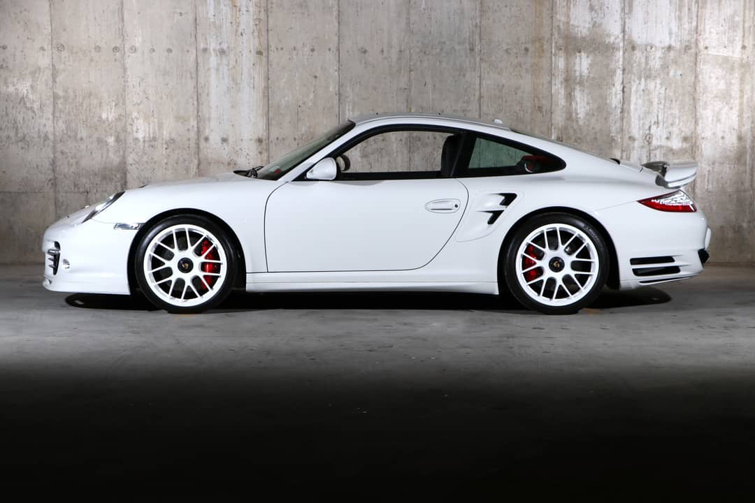 2011 Porsche 911 Turbo — photo 7