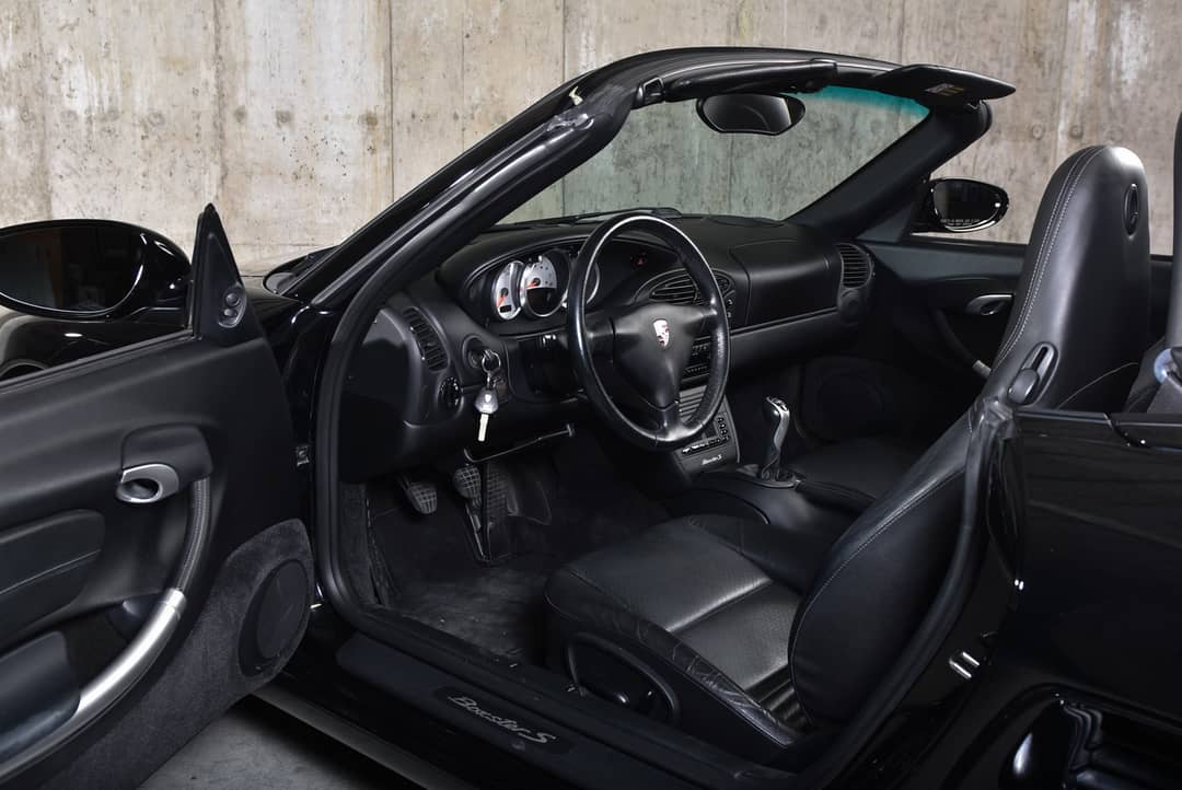2001 Porsche Boxster — photo 16