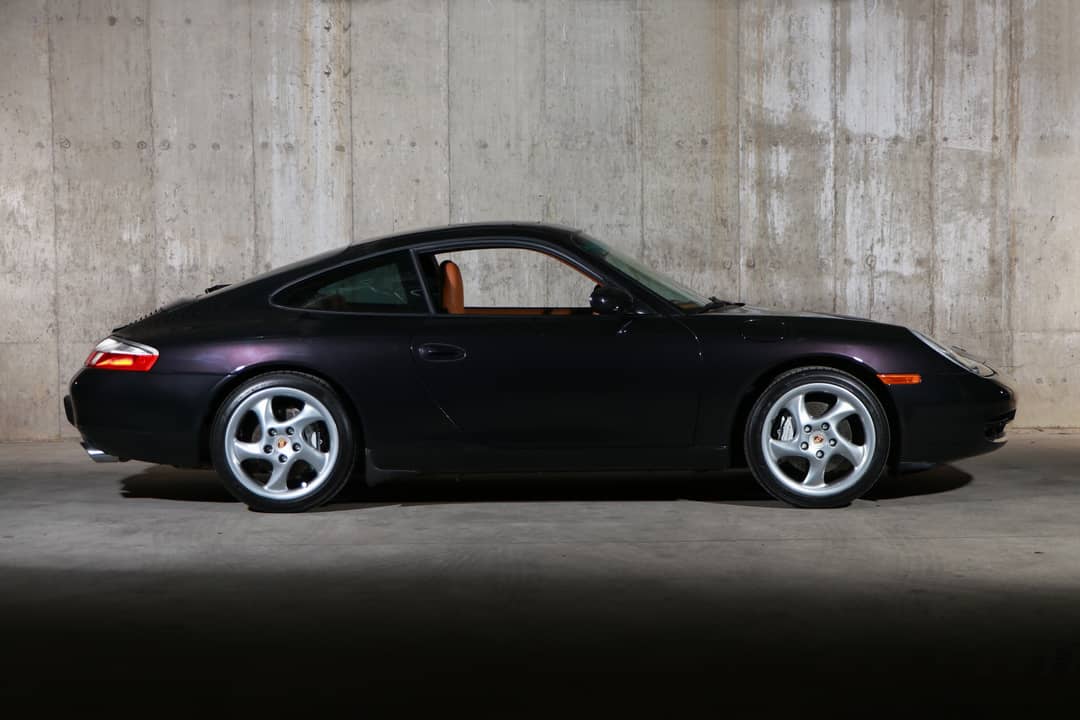 2000 Porsche 911 Carrera 4 Millennium — photo 12
