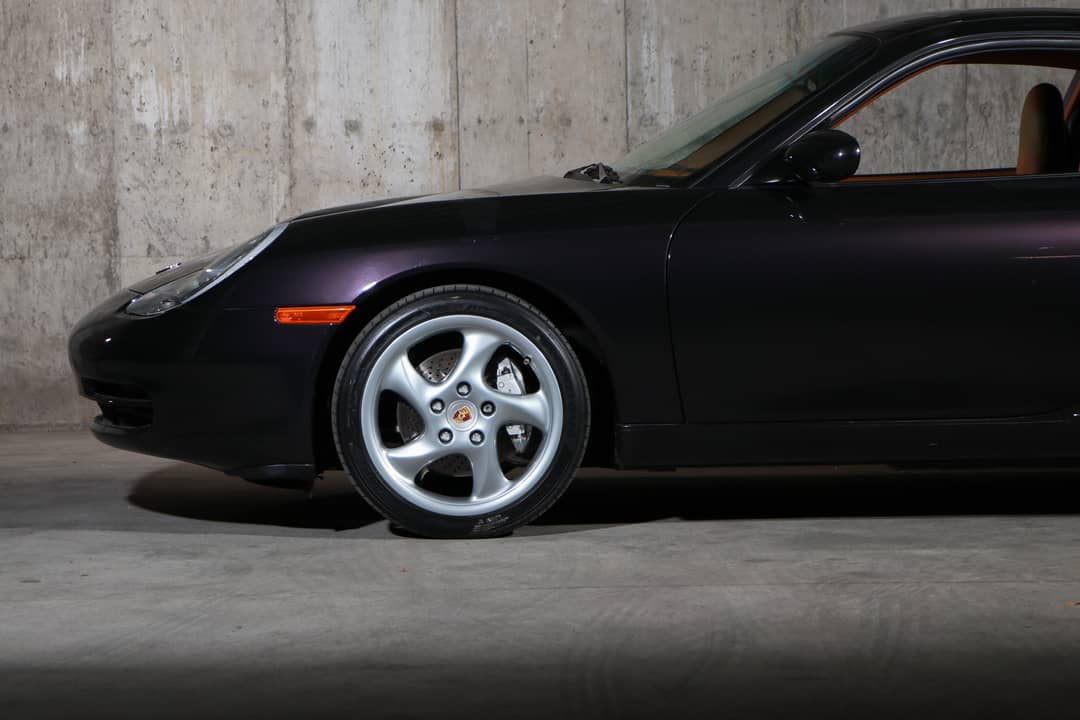 2000 Porsche 911 Carrera 4 Millennium — photo 15