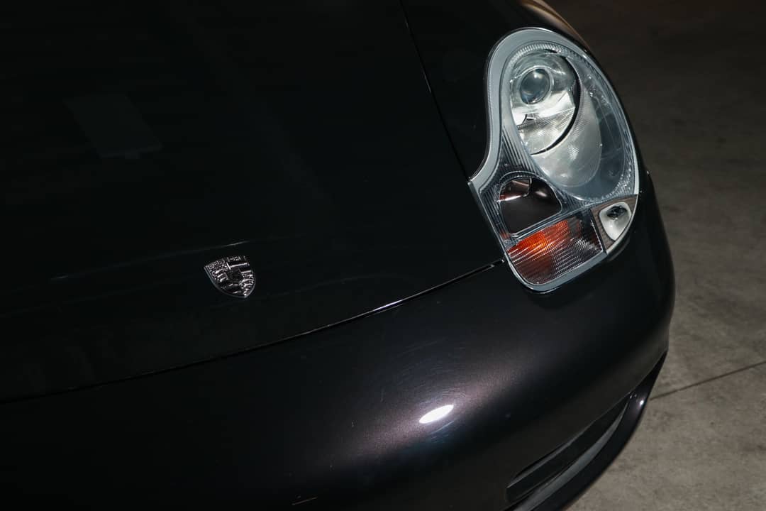 2000 Porsche 911 Carrera 4 Millennium — photo 8