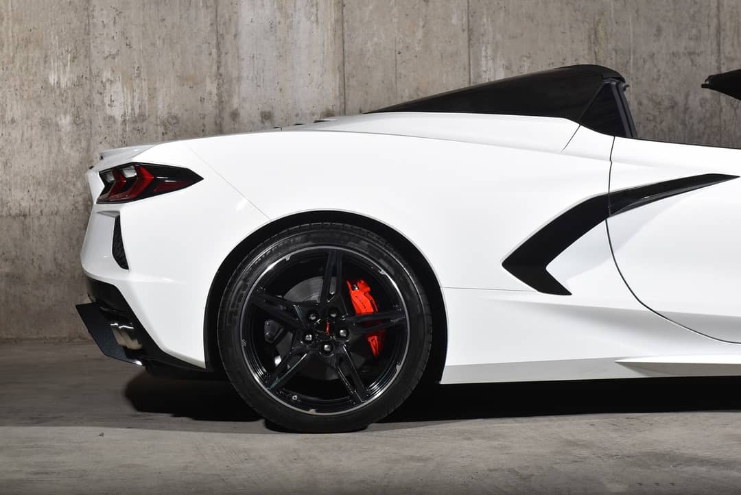 2020 Chevrolet Corvette 2LT Stingray Convertible — photo 15
