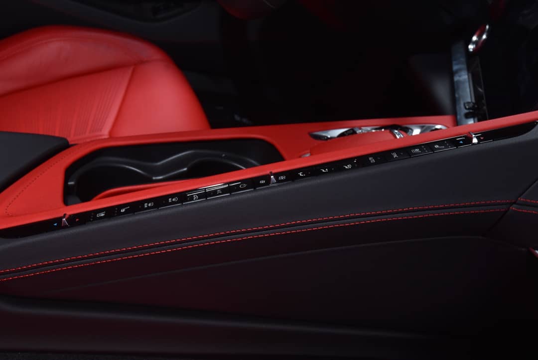 2020 Chevrolet Corvette 2LT Stingray Convertible — photo 22