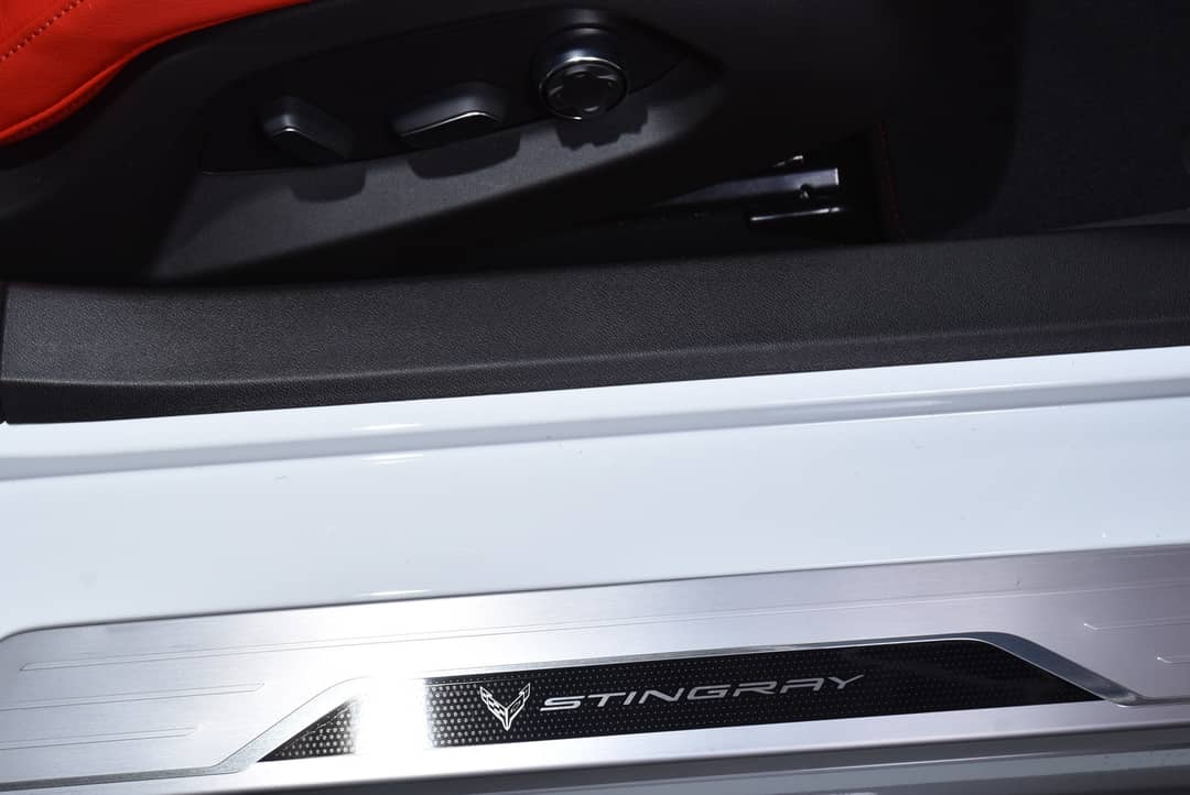 2020 Chevrolet Corvette 2LT Stingray Convertible — photo 23