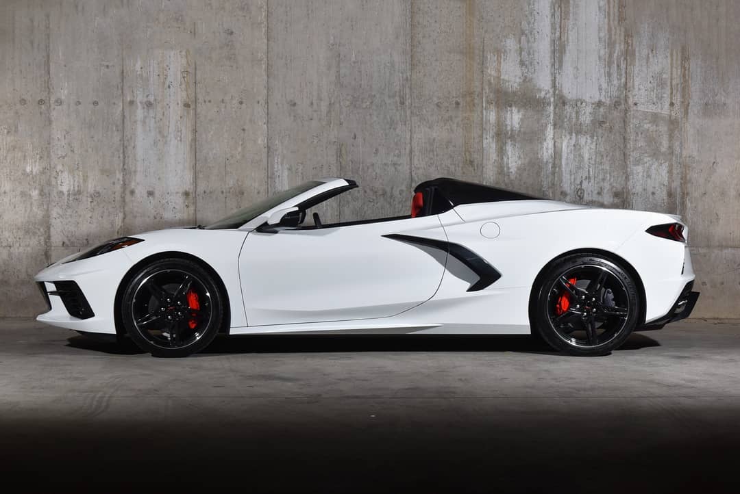 2020 Chevrolet Corvette 2LT Stingray Convertible — photo 27