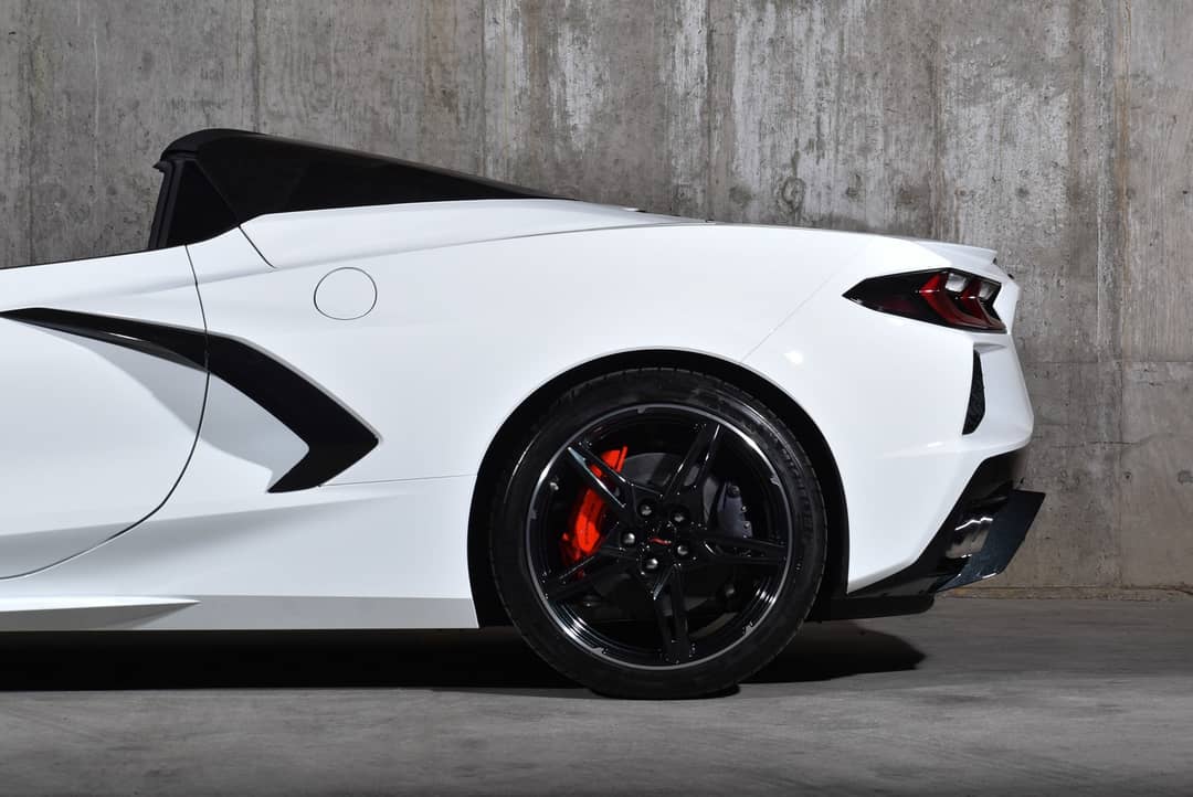 2020 Chevrolet Corvette 2LT Stingray Convertible — photo 28