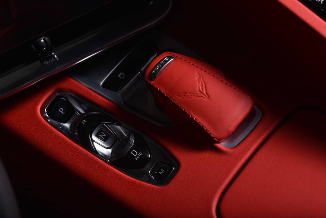 2020 Chevrolet Corvette 2LT Stingray Convertible — photo 34