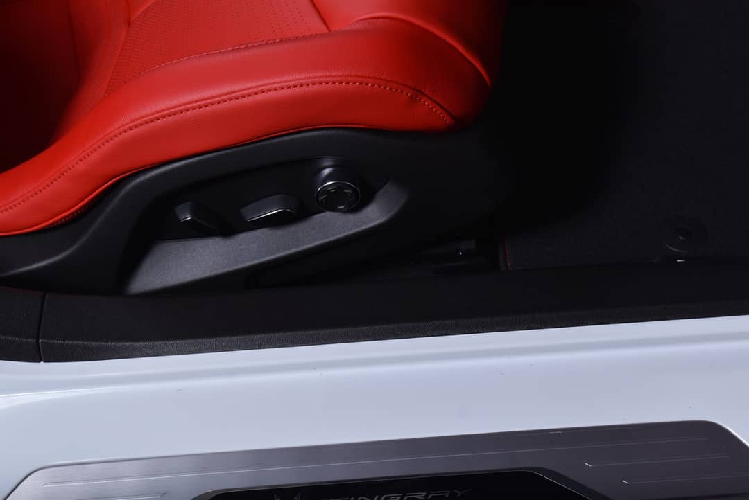 2020 Chevrolet Corvette 2LT Stingray Convertible — photo 43