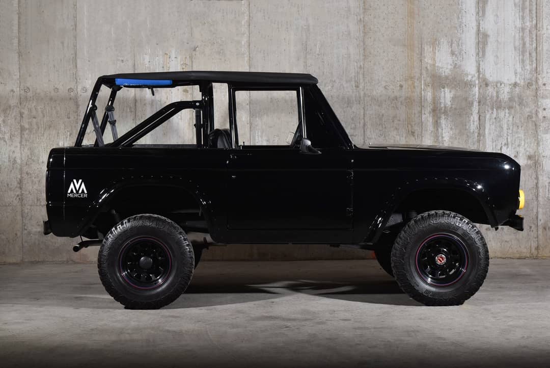 1975 Ford Bronco — photo 14