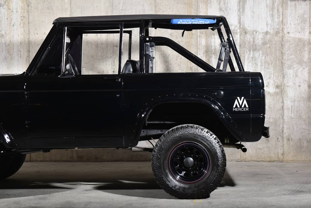 1975 Ford Bronco — photo 18