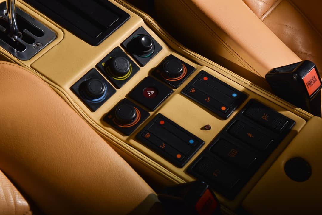 1986 Ferrari 328 GTS — photo 41