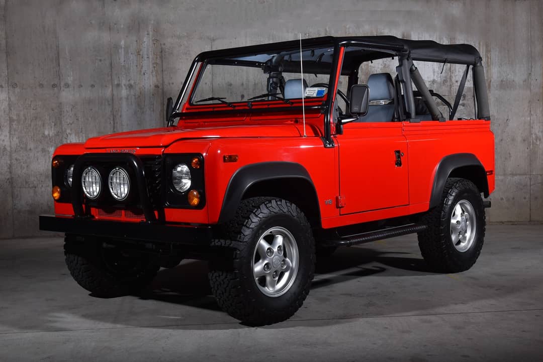 1997 Land Rover Defender 90 — photo 2