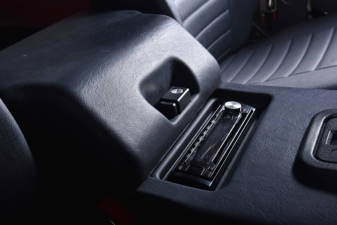 1997 Land Rover Defender 90 — photo 25