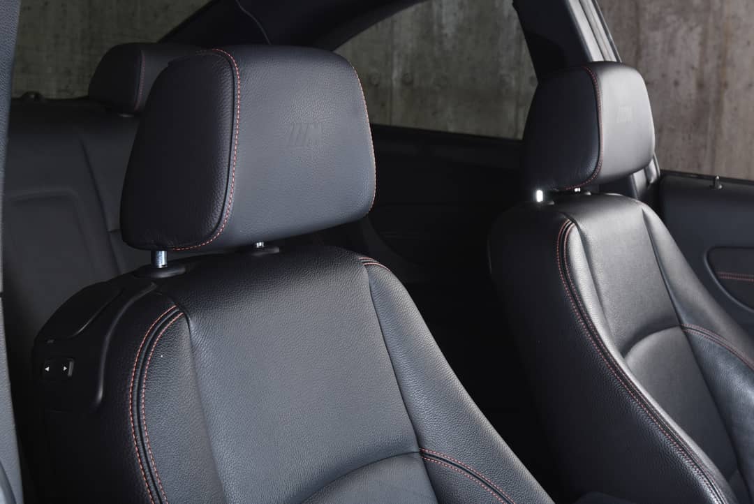 2011 BMW 1 Series M — photo 34