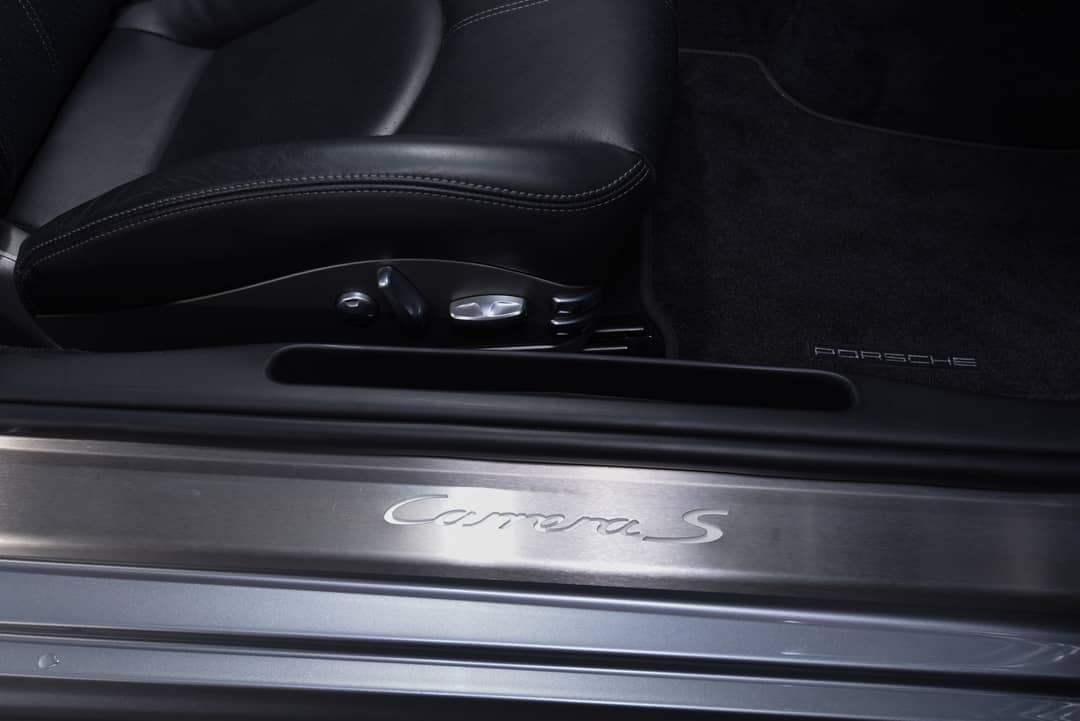 2011 Porsche 911 Carrera S — photo 33