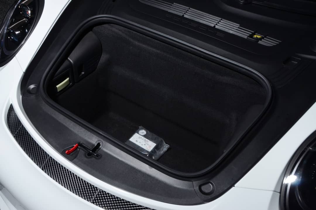 2016 Porsche 911 R — photo 18