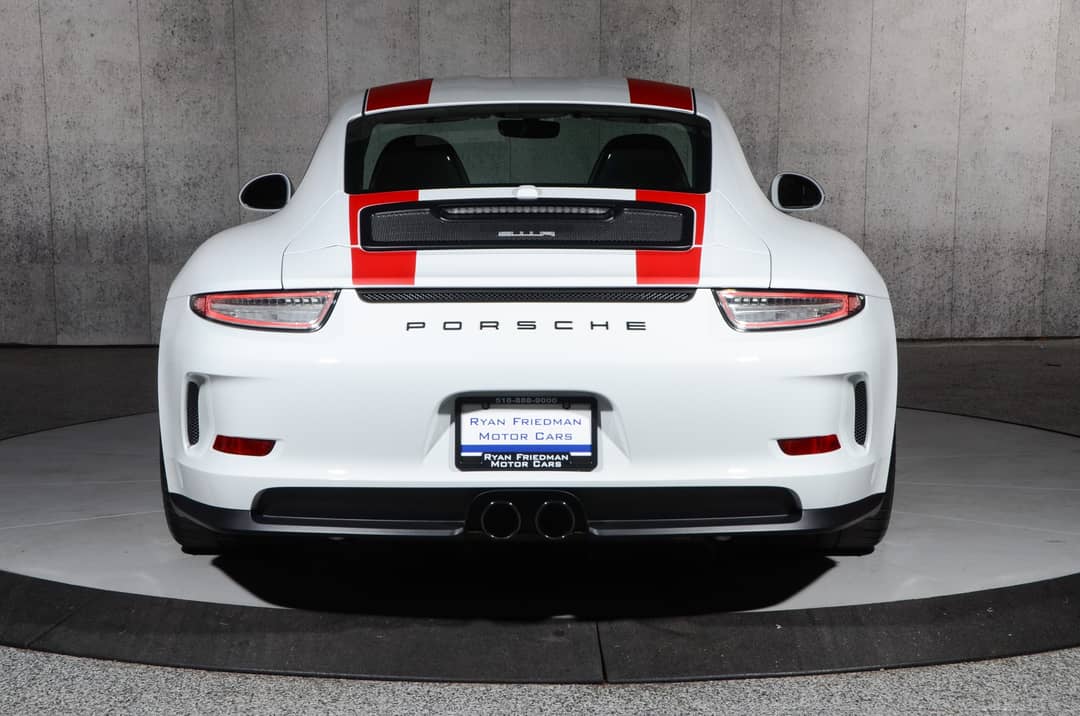2016 Porsche 911 R — photo 29