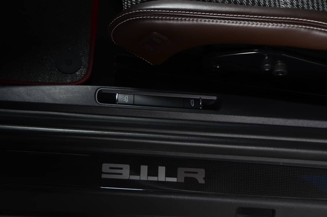 2016 Porsche 911 R — photo 40