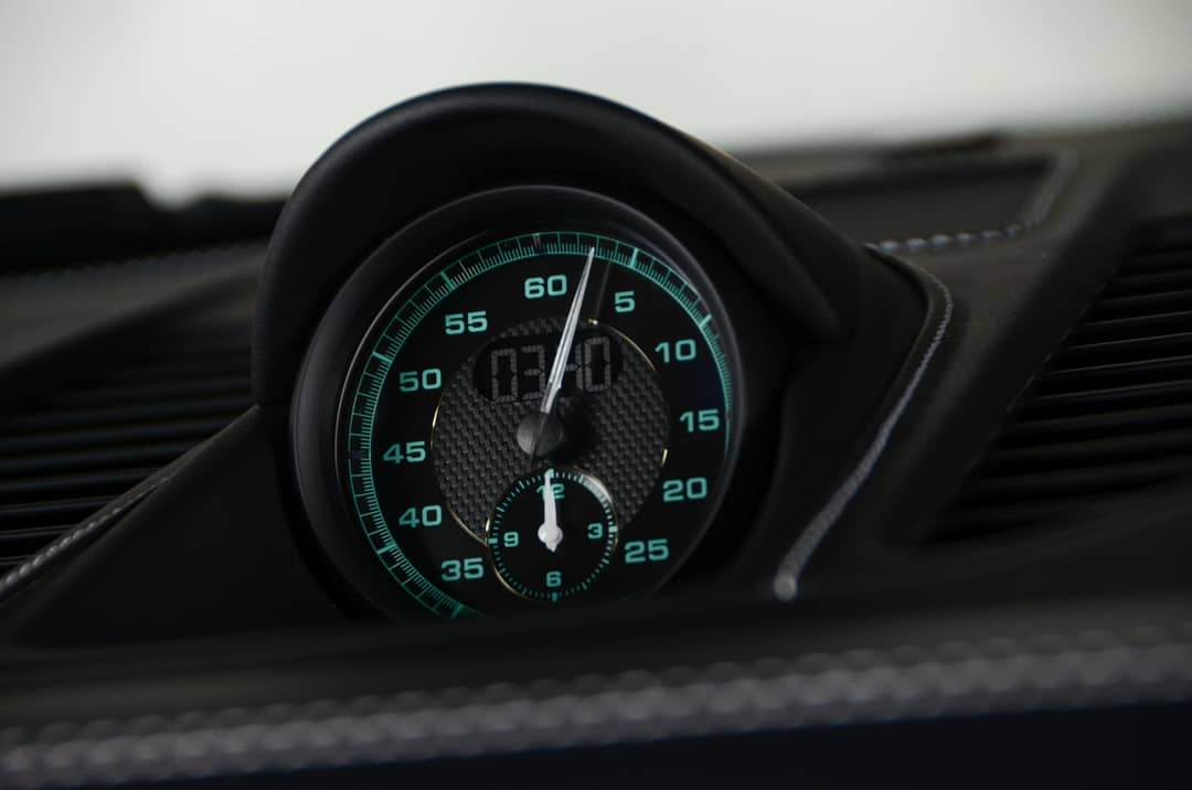 2016 Porsche 911 R — photo 46