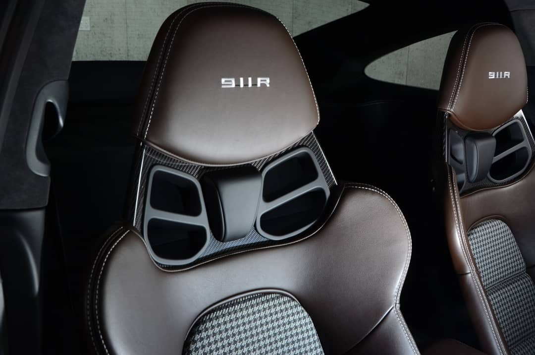 2016 Porsche 911 R — photo 55