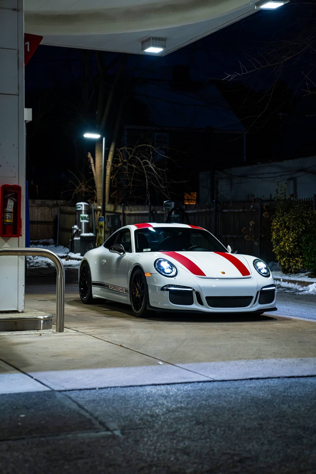 2016 Porsche 911 R — photo 66