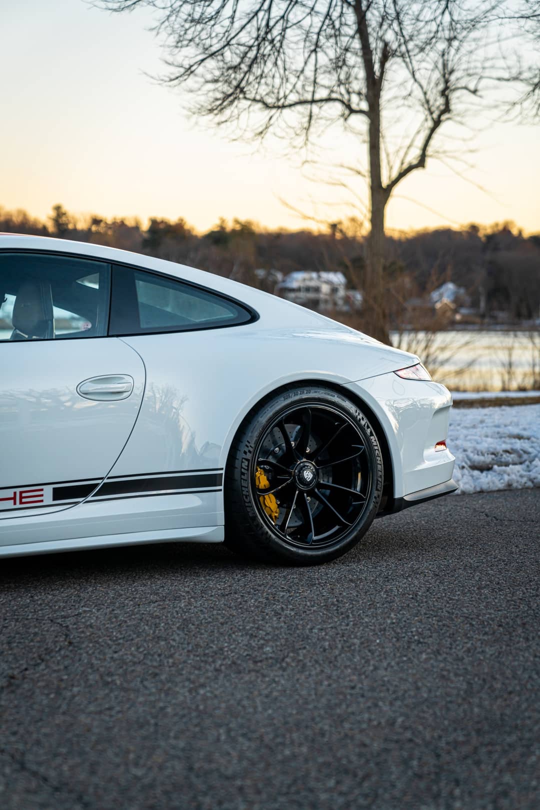 2016 Porsche 911 R — photo 71