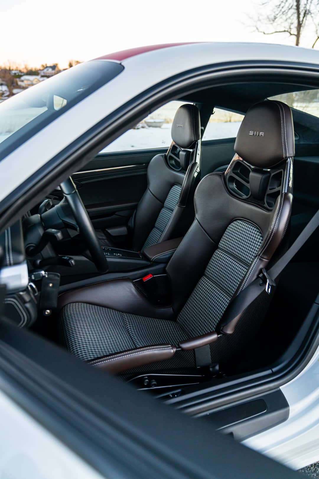 2016 Porsche 911 R — photo 78