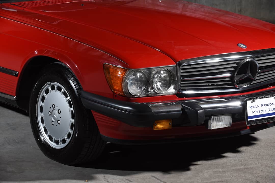1987 Mercedes-Benz 560-Class 560 SL — photo 8