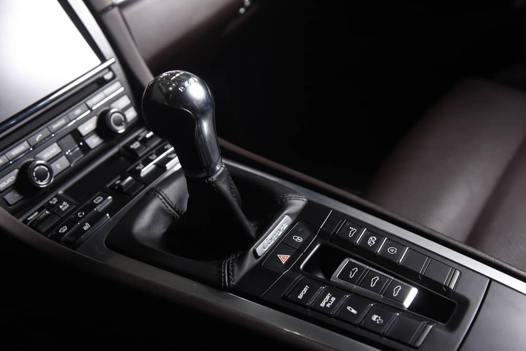 2013 Porsche 911 Carrera 4S — photo 25