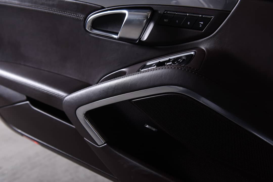 2013 Porsche 911 Carrera 4S — photo 34