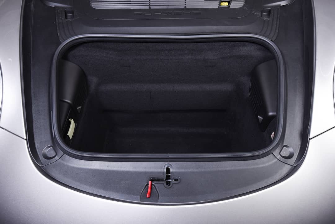 2013 Porsche 911 Carrera 4S — photo 39