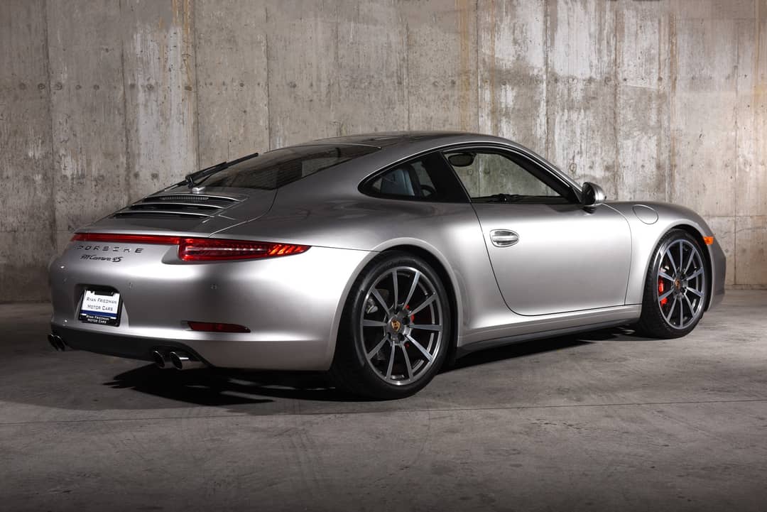 2013 Porsche 911 Carrera 4S — photo 5