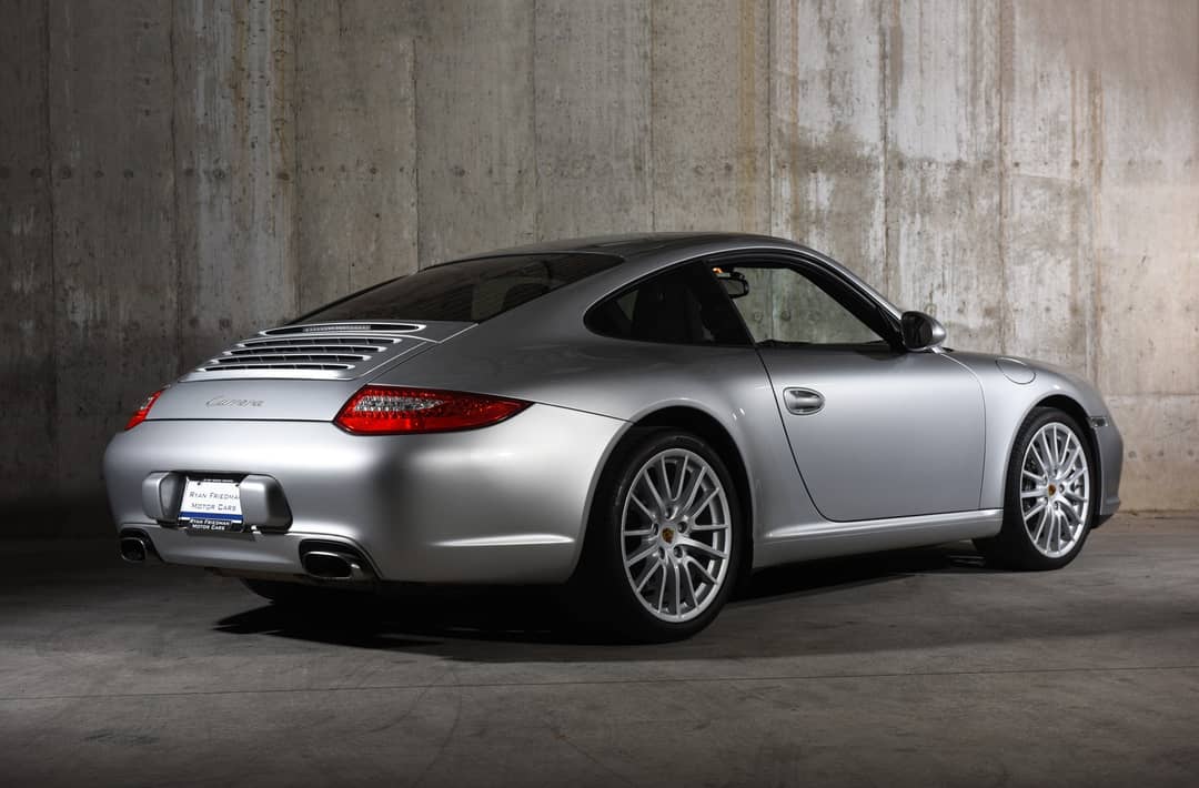 2010 Porsche 911 Carrera — photo 3