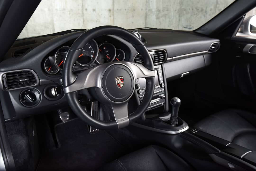 2010 Porsche 911 Carrera — photo 21