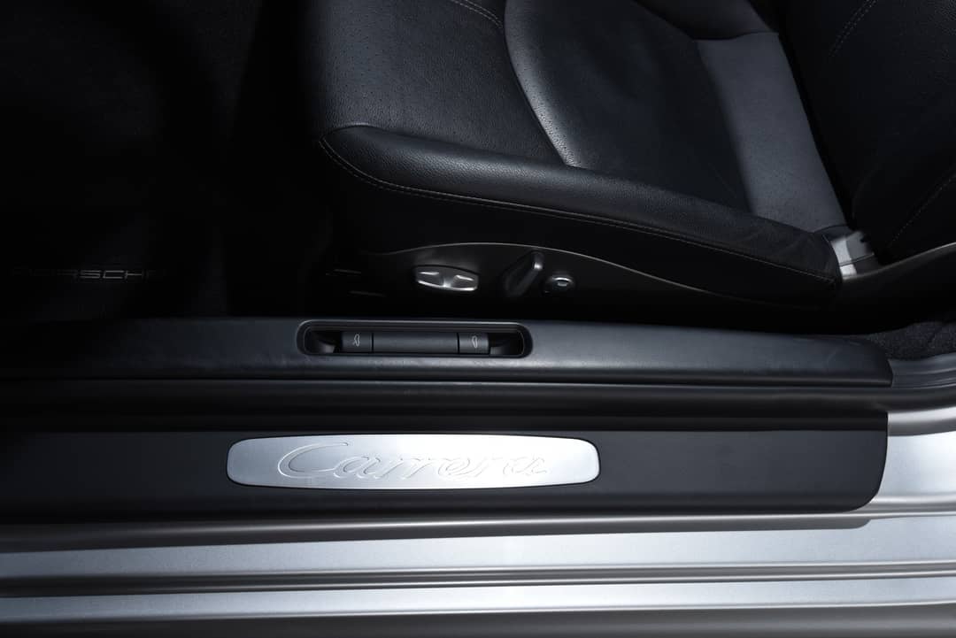 2010 Porsche 911 Carrera — photo 24