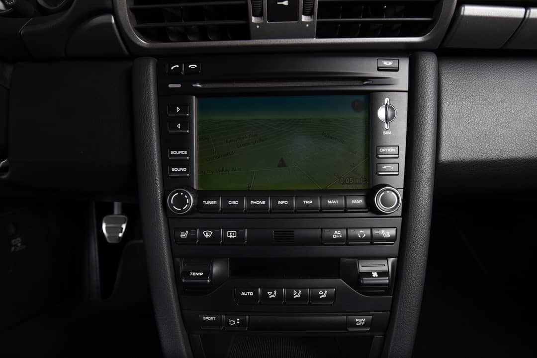 2010 Porsche 911 Carrera — photo 29