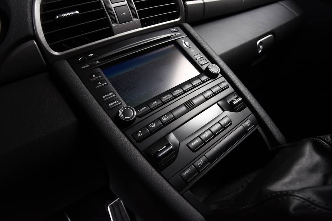 2010 Porsche 911 Carrera — photo 30