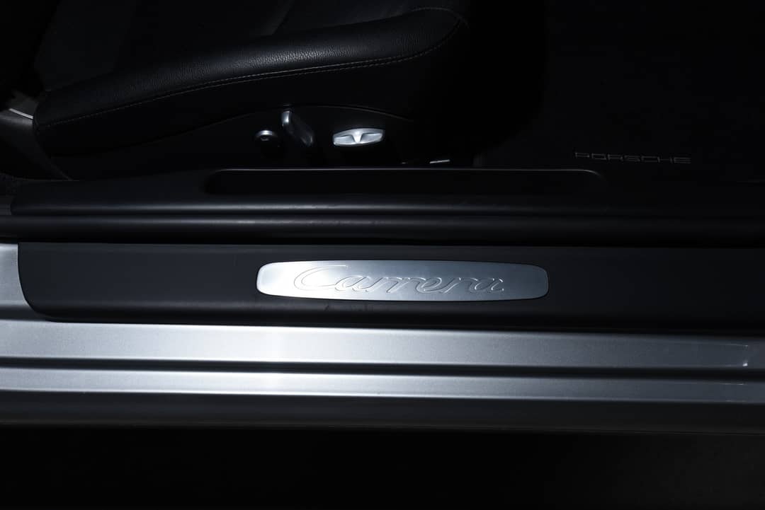 2010 Porsche 911 Carrera — photo 35