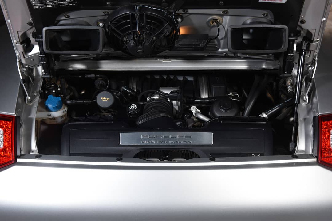 2010 Porsche 911 Carrera — photo 38