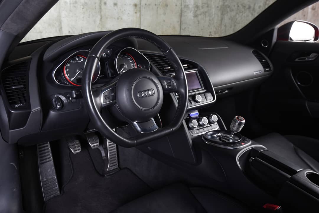 2010 Audi R8 5.2 quattro — photo 26
