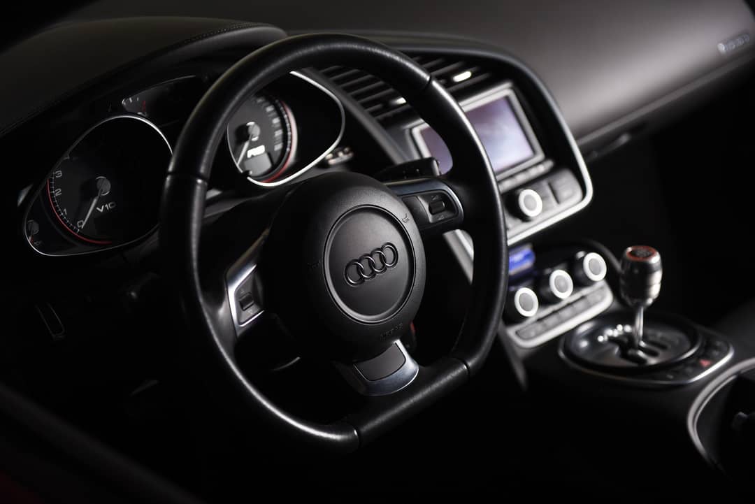 2010 Audi R8 5.2 quattro — photo 29